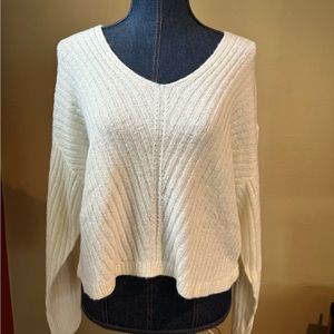 Boutique sweater white size M.